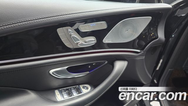 Mercedes-Benz AMG GT 2021 — photo 19