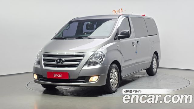Hyundai Starex 2016 — photo 1