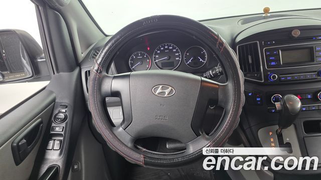 Hyundai Starex 2016 — photo 14