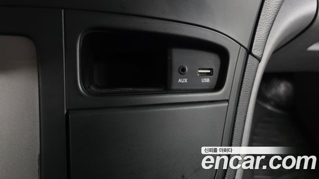 Hyundai Starex 2016 — photo 17
