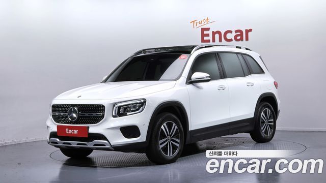 Mercedes-Benz GLB-Class 2021 — photo 1