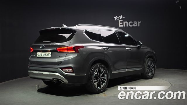 Hyundai Santafe 2019 — photo 2