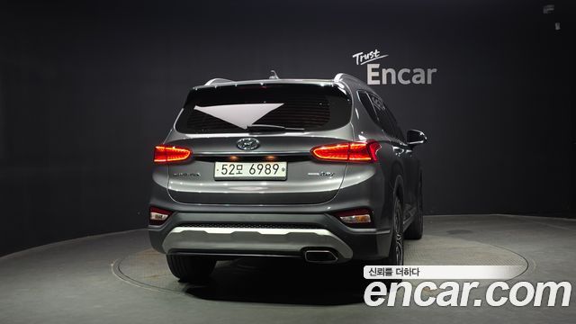 Hyundai Santafe 2019 — photo 4