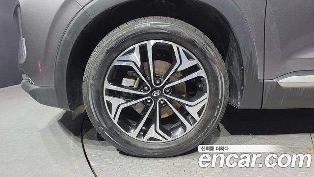 Hyundai Santafe 2019 — photo 5