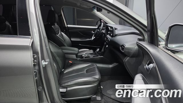 Hyundai Santafe 2019 — photo 11