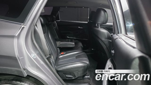Hyundai Santafe 2019 — photo 12