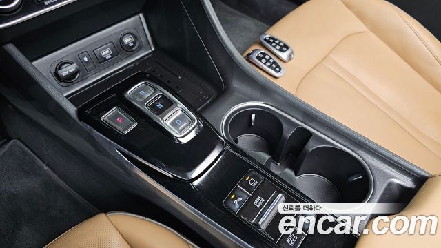 Hyundai Sonata 2020 — photo 12