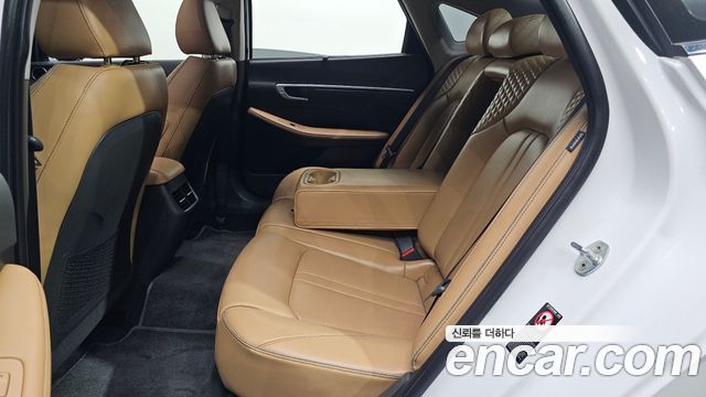 Hyundai Sonata 2020 — photo 17
