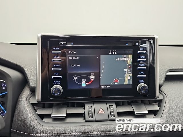 Toyota RAV4 2019 — photo 14