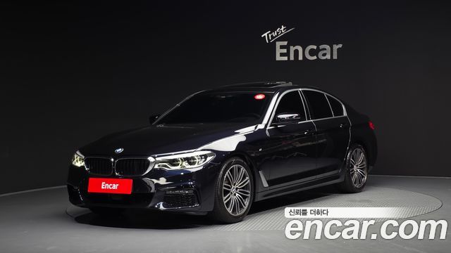 BMW 5-Series 2019 — photo 1