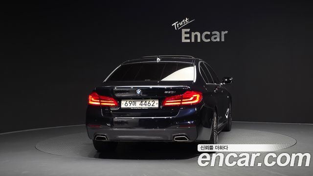 BMW 5-Series 2019 — photo 4