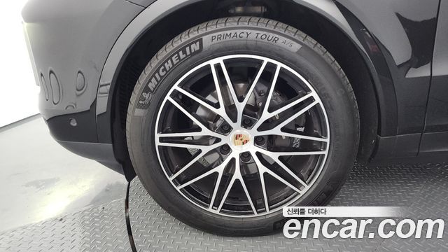 Porsche Cayenne 2025 — photo 5