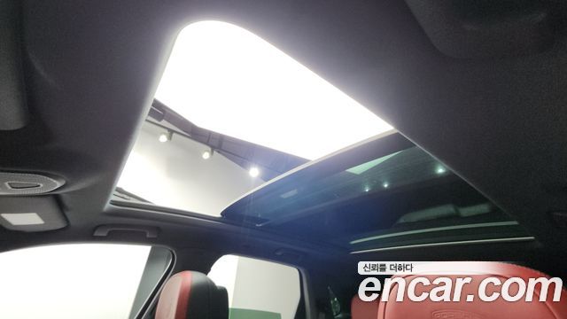 Porsche Cayenne 2025 — photo 24
