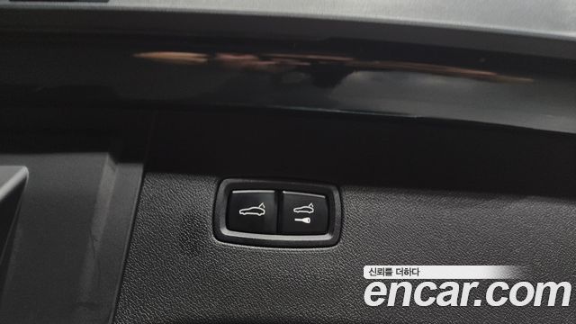 Porsche Cayenne 2025 — photo 25