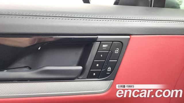 Porsche Cayenne 2025 — photo 36