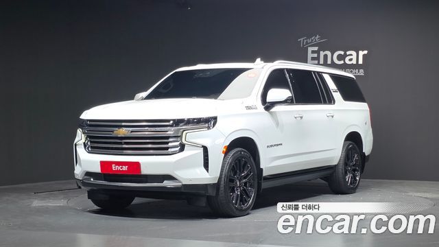 Chevrolet Surburban 2021 — photo 1
