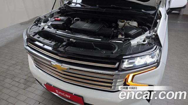 Chevrolet Surburban 2021 — photo 6