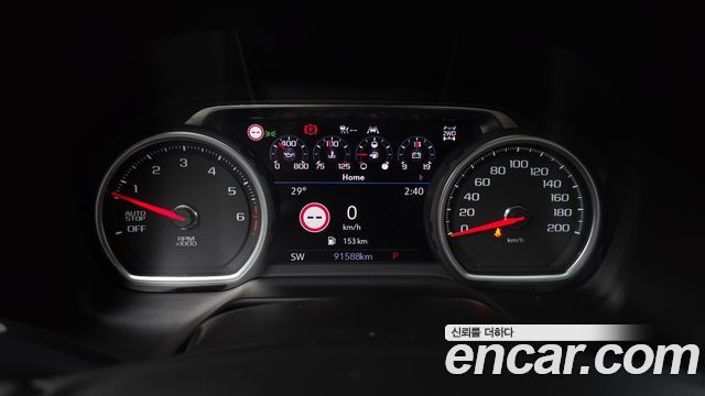 Chevrolet Surburban 2021 — photo 11