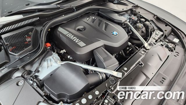 BMW 5-Series 2025 — photo 6