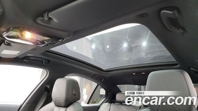 BMW 5-Series 2025 — photo 24