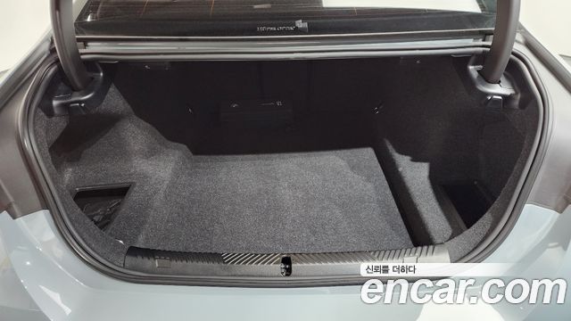 BMW 5-Series 2025 — photo 26
