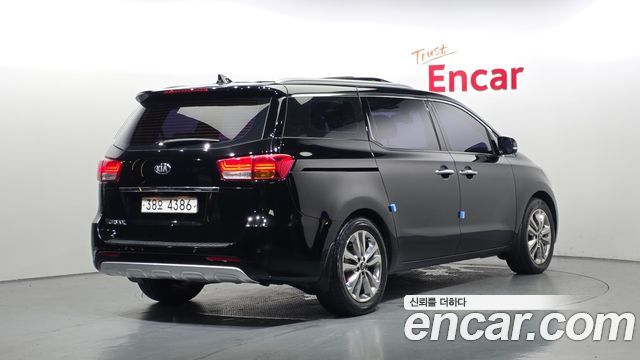 Kia Canival 2015 — photo 2