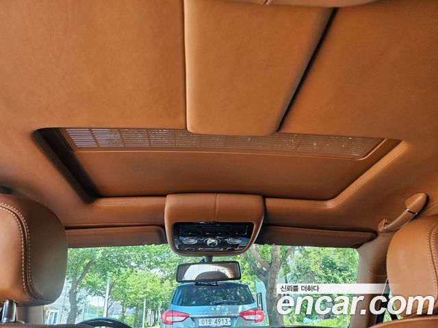 Bentley Flying Spur 2015 — photo 13