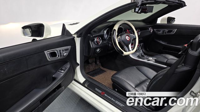 Mercedes-Benz SLK-Class 2012 — photo 13