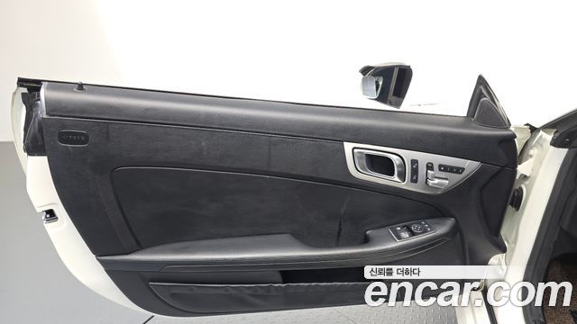 Mercedes-Benz SLK-Class 2012 — photo 14