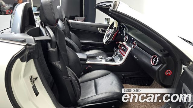 Mercedes-Benz SLK-Class 2012 — photo 16