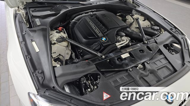 BMW 6-Series 2013 — photo 6