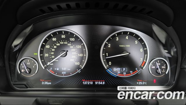 BMW 6-Series 2013 — photo 8