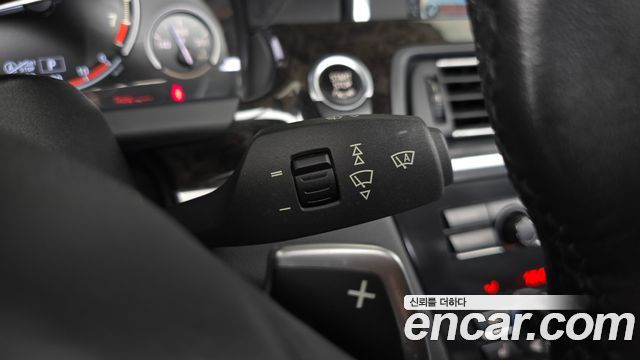 BMW 6-Series 2013 — photo 18