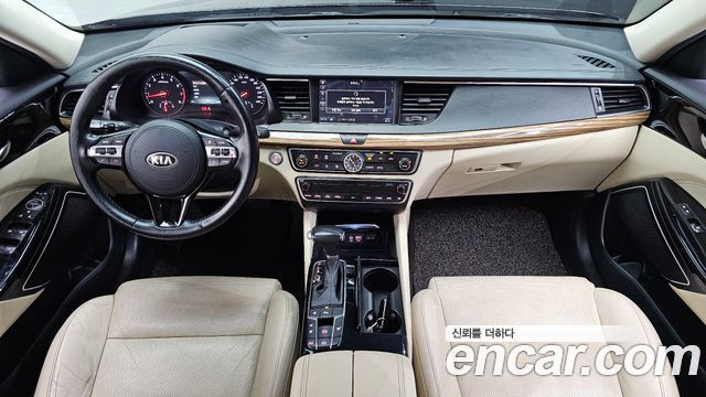 Kia K7 2017 — photo 10