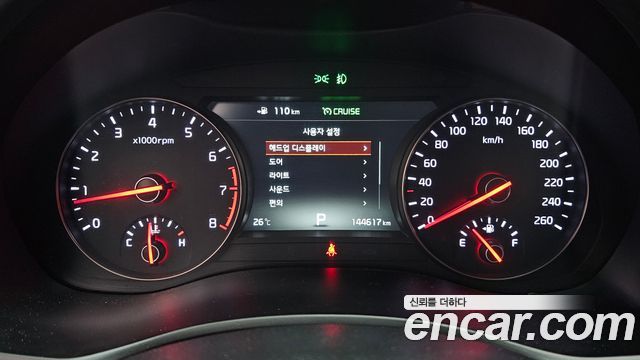 Kia K7 2017 — photo 11