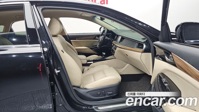 Kia K7 2017 — photo 16