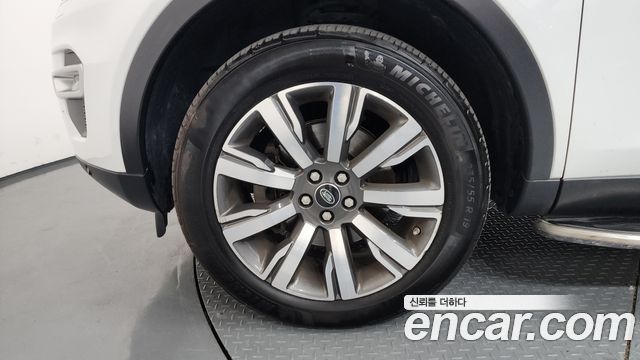 Land Rover Discovery Sport 2018 — photo 5