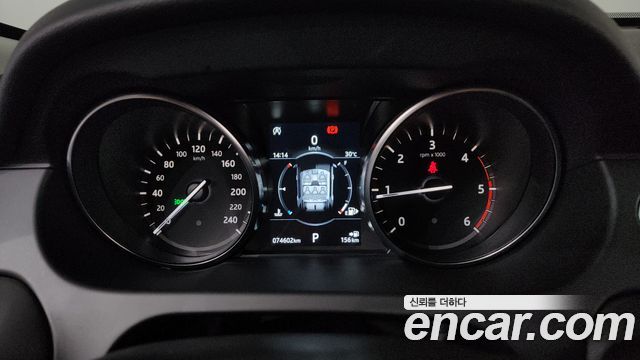 Land Rover Discovery Sport 2018 — photo 11