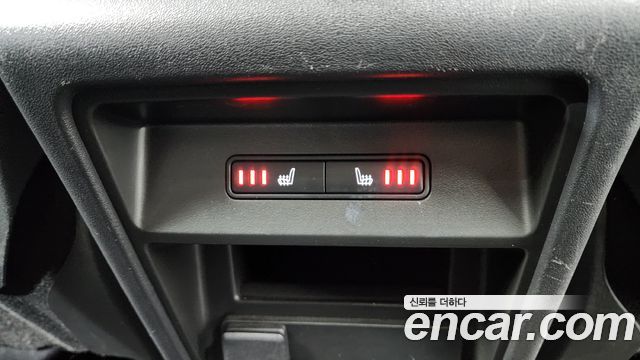 Land Rover Discovery Sport 2018 — photo 18