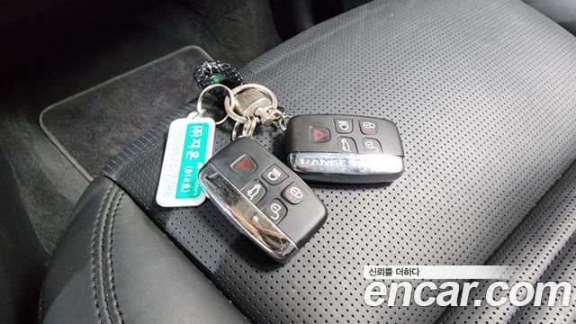 Land Rover Discovery Sport 2018 — photo 22