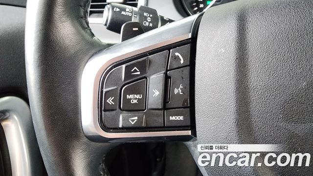 Land Rover Discovery Sport 2018 — photo 23
