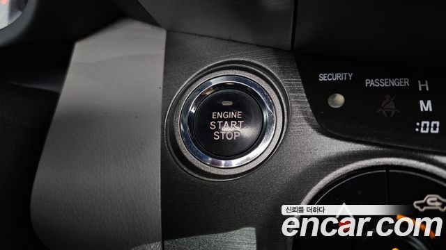 Toyota RAV4 2011 — photo 17