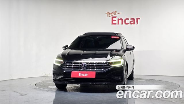 Volkswagen Jetta 2021 — photo 3