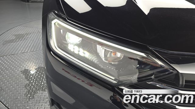 Volkswagen Jetta 2021 — photo 8