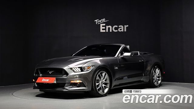 Ford Mustang 2017 — photo 1