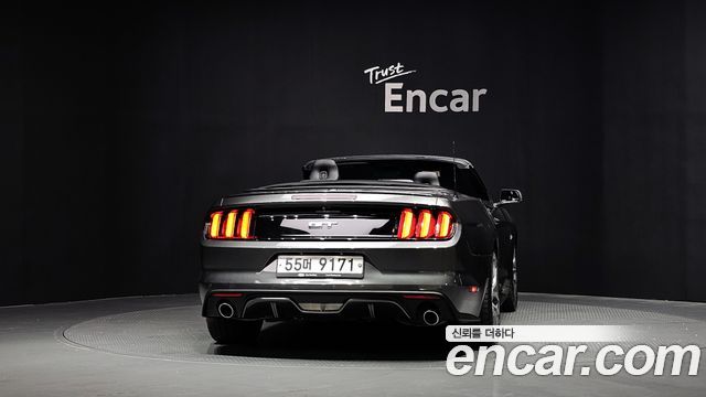 Ford Mustang 2017 — photo 4
