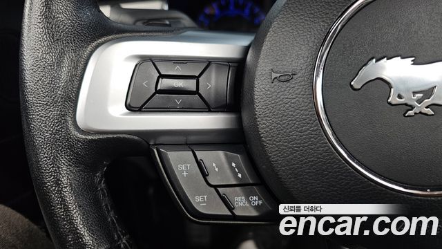 Ford Mustang 2017 — photo 18