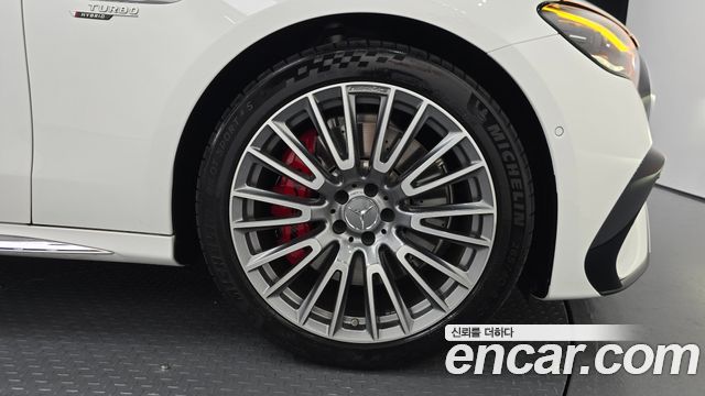 Mercedes-Benz E-Class 2026 — photo 5