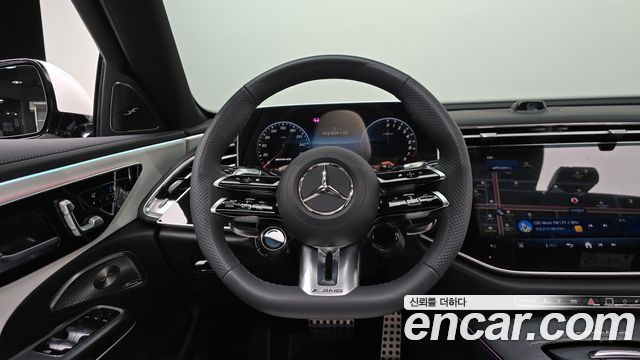Mercedes-Benz E-Class 2026 — photo 18