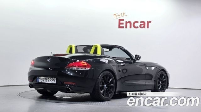 BMW Z4 2009 — photo 3
